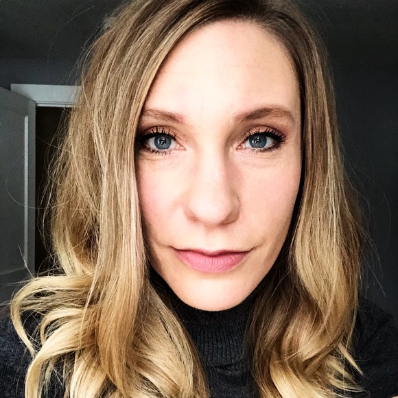 Meet your Posher, Liz - Picture 9 of 12